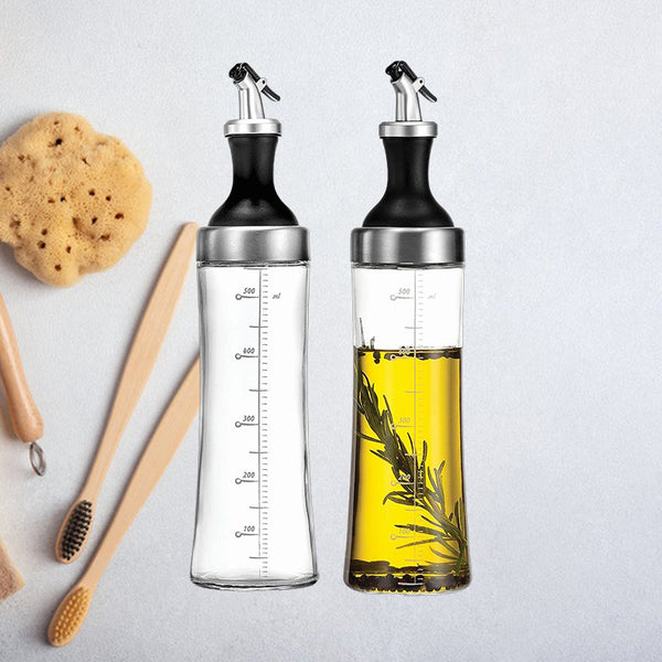 High-Quality Glass Oil And Vinegar Pourer, Featuring a Large Opening for Easy Refilling And Cleaning, Contemporary Design for Olive Oil, Transparent Glass Bottle, Spouts for Pouring, 18-Ounce Cruet Set (Includes 2pcs)