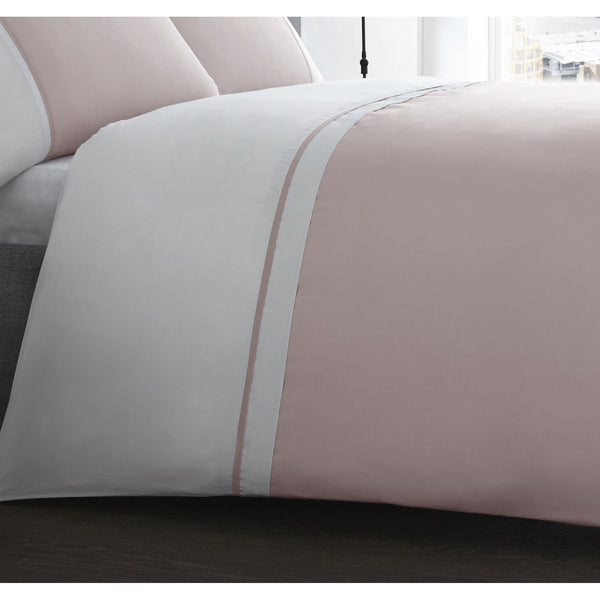 DreamEasy Sorrento White & Pink Duvet Cover Set With Pillowcases| 200 Thread Count 60% Cotton / 40% Polyester | Available in Blue, Teal or Mauve | Breathable & Comfortable Poly-Cotton Fabric | Available in All Key Sizes: Single, Double, King & Super King