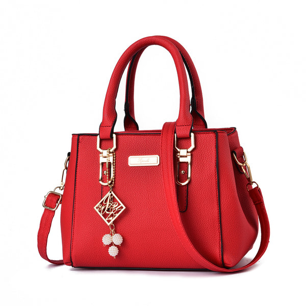 Large Capacity Shoulder Bag Leather Messenger Bag Trendy Handbags With Pendant,Multi-Compartment, Zipper Closure, Adjustable Strap, Elegant and Stylish Design, Ideal for Everyday and Travel Use