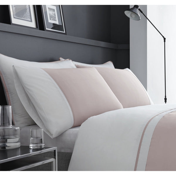 DreamEasy Sorrento White & Pink Duvet Cover Set With Pillowcases| 200 Thread Count 60% Cotton / 40% Polyester | Available in Blue, Teal or Mauve | Breathable & Comfortable Poly-Cotton Fabric | Available in All Key Sizes: Single, Double, King & Super King