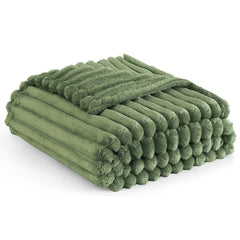 1pc Thickened Blanket Soft And Comfortable Faux Rabbit Hair Reversible Blanket Thermal Blanket Nap Blanket Air Conditioning Blanket Office Outdoor Camping Gift Blanket Perfect for All Seasons