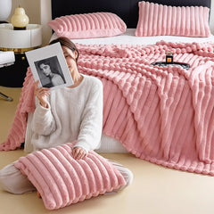 Luxurious Faux Rabbit Fur Throw Blanket - Ultra-Soft & Warm All-Season Luxury Blanket, Double-Sided Plush Fur for Couch, Bed, Travel, Office - Machine Washable, Elegant Home Decor Gift for Valentine'S Day, Housewarming, Birthday