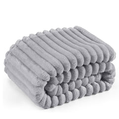 1pc Thickened Blanket Soft And Comfortable Faux Rabbit Hair Reversible Blanket Thermal Blanket Nap Blanket Air Conditioning Blanket Office Outdoor Camping Gift Blanket Perfect for All Seasons