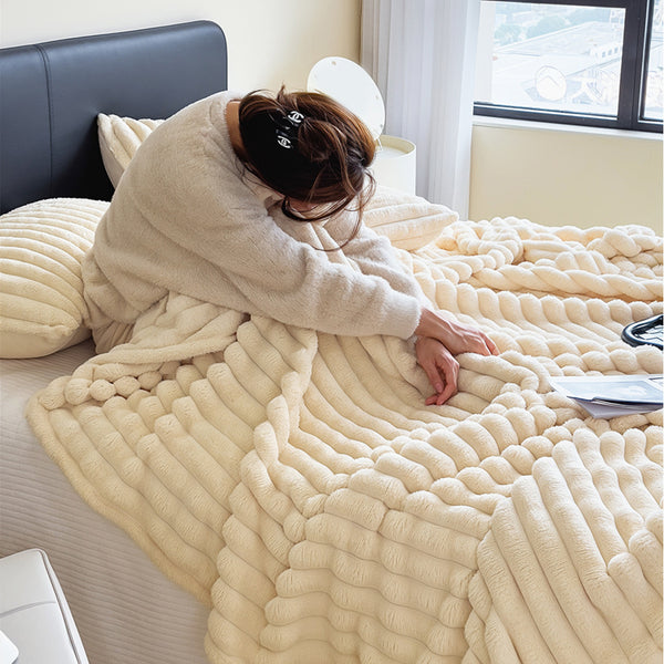 Luxurious Faux Rabbit Fur Throw Blanket - Ultra-Soft & Warm All-Season Luxury Blanket, Double-Sided Plush Fur for Couch, Bed, Travel, Office - Machine Washable, Elegant Home Decor Gift for Valentine'S Day, Housewarming, Birthday