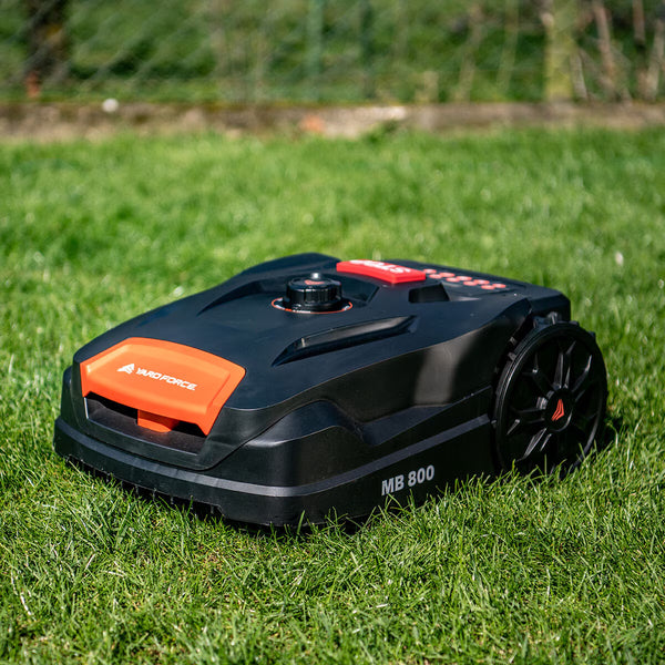 Yard Force MB800 Robotic Lawnmower + Charging Station (800M² Cutting Area)