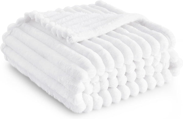 Bedsure Fleece Throw Blanket for Sofa - Fluffy Cosy Warm Blankets for Bed, Soft Cute Single Throw Gifts for Women and Girls, off White, 130X170 Cm