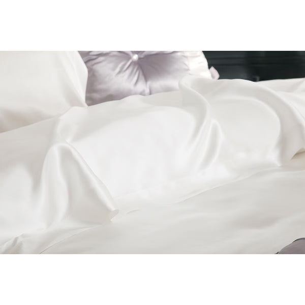 Belledorm 100% Mulberry Silk Ivory Fitted Sheet in Double