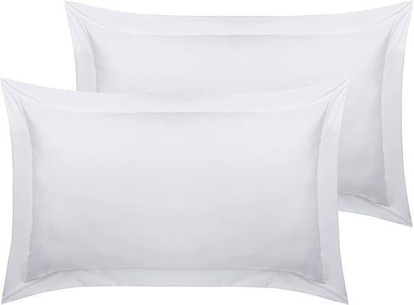 Pack of 2 Softtouch Ultra-Fine Pillowcases, 200Tc Pure 100% Polycotton Envelope Closure Pillow Covers, Available in a Variety of Colors, Fade-Resistant Fabric Bedding, Suitable for Various Style Settings, Machine Washable.