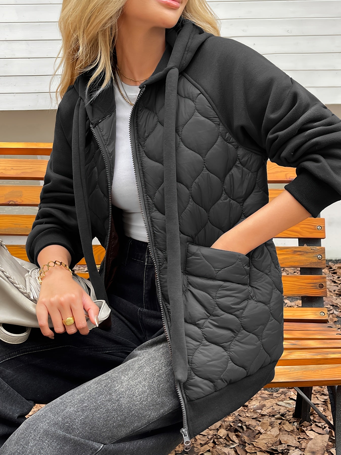 New Autumn And Winter Thickened Warm Jacket with a Loose Fit And Hood
