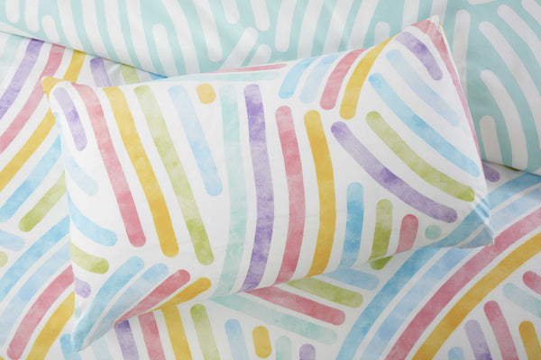 Dreambow Duvet Cover Set – King & Double Sizes | Colourful Rainbow Stripe Bedding in Pastel & Bright Tones | Soft & Durable 180 Thread Count Microfibre – Easy-Care Quilt Cover with Matching Pillowcases | Fun Modern Bedroom Décor | Machine Washable | UK Br