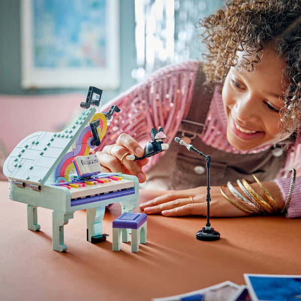 LEGO Creator 3-In-1 Music Decor Piano with Cat - Model 31392 (9+ Years)