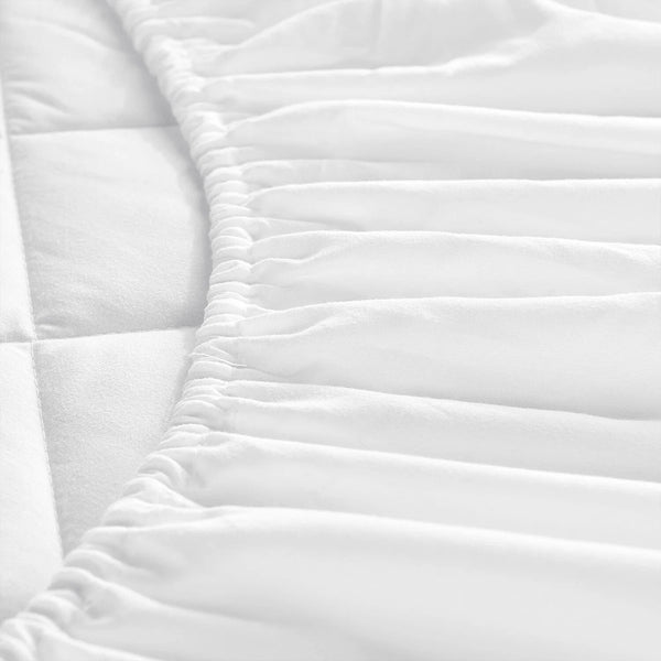 4B Quilted Waterproof Mattress Protector Extra Deep 30cm with Quilted Top Layer and All-Around Elastic, Designed for Stable Mattress Fit and Easy Maintenance, Suitable for Home Use, Guest Rooms and Let Properties, Available in Single Small Double 4FT Doub