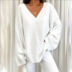 Women'S Winter Cozy Solid Color V-Neck 2pcs Casual Set - Soft Warm Outfits for Home Relaxation, Weekend Streaming & Cozy Friend Gatherings, Lounge Set, Casual Wear, Relaxed Fit, Vneck Design, Breathable Material, Comfortable Fabric, Twopiece Outfit, Women