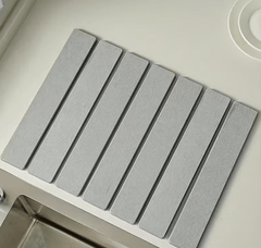 Stone Kitchen Countertop Drain Mat, Foldable Diatomaceous Earth Dish Drain Mat, Suitable for Bowls, Plates, And Cups, 40 X 30 Cm