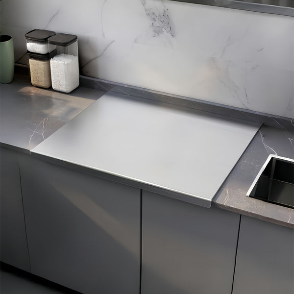 Medium/Large/Extra-Large Stainless Steel Chopping Board, thickened one-piece construction, designed for kitchen tasks. Suitable for vegetable preparation, pizza and cake bread kneading, and fruit processing. Freestanding food preparation surface and knead
