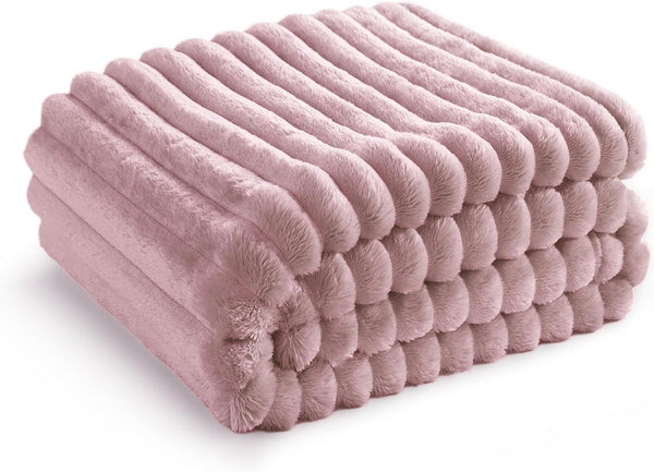 Bedsure Fleece Throw Blanket for Sofa - Fluffy Cosy Warm Blankets for Bed, Soft Cute Single Throw Gifts for Women and Girls, off White, 130X170 Cm