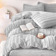 3pcs Faux Rabbit Plush Bedding Set, Soft Fluffy Comfortable Thicken Warm Autumn-Winter Duvet Cover & Pillowcase Set, Machine Washable, Ideal for Hotel, Guest Room, Bedroom, Home Use,Christmas Presents, Single/Double/King/Super King Size (1*Duvet Cover + 2