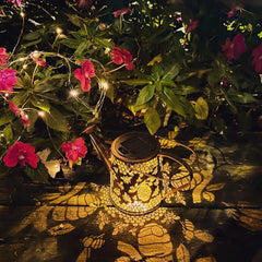 Bee Garden Ornaments Outdoor Birthday Gifts for Women, Solar Watering Can with Cascading Lights，Bee Solar Lights Unique Birthday Presents for Mum, Nan, Wife, Sister