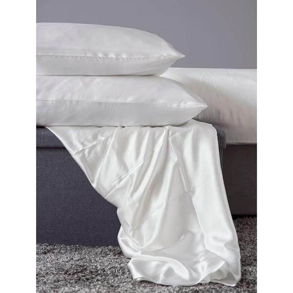Belledorm 100% Mulberry Silk Ivory Bedding Bundle in Double