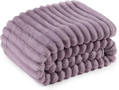 Bedsure Fleece Throw Blanket for Sofa - Fluffy Cosy Warm Blankets for Bed, Soft Cute Single Throw Gifts for Women and Girls, off White, 130X170 Cm