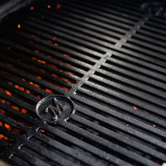Masterbuilt Gravity Series 900 Digital Charcoal Grill & Smoker + Pizza Oven