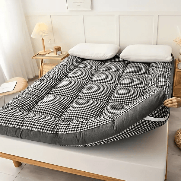 Ultra-Soft Mattress Topper with Deep Pocket Fitted Skirt - Cloud-Like Support & Breathable Fabric, Hotel Grade, Machine Washable, Multiple Sizes for Bedroom, Guest Room, and Dorm