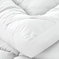 Hotel Quality Mattress Topper 10cm / 4 inch Thick Filling with Elasticated Straps in Single, Small Double (4Ft), Double, King, Super King Size