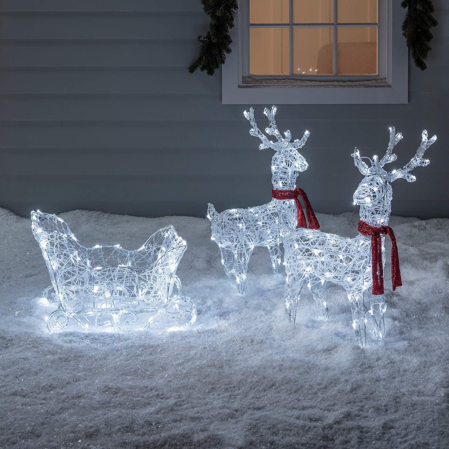 Outdoor Battery Operated Reindeer & Sleigh Christmas Light Up Acrylic Figure Garden Decoration with 240 White LEDs & Timer